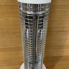 【ヤマダ電機　美品 ミニタワーヒーター⑦】Leaning Tower 斜塔　YTH400MK1の画像