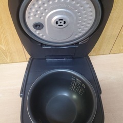 ⭐️アイリスオーヤマジャー炊飯器⭐️ ⭐️RC-IE50-B⭐️の画像