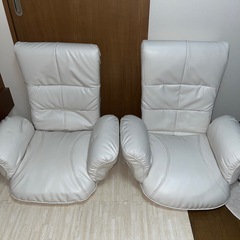 大きめ白座椅子2個セット