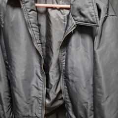 ユニクロUNIQLO　フライトジャケット　ジャンパー　襟付き　中...