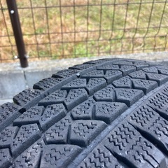 ハイエース200系　スタッドレス(ホイール付き)4本セットの画像