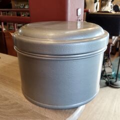 レトロ ザル付き アルミ ストッカー 保存容器 アルミボックス 入れ物 箱 昭和レトロ　/TJ-2174 2F南の画像