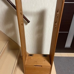 カントリー調？服かけラック