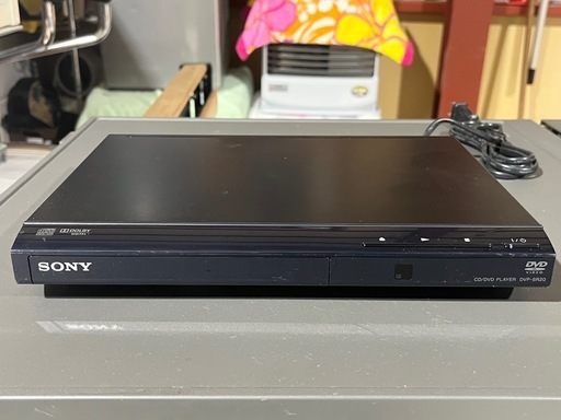 ＤＶＤ／ＣＤプレーヤー　ソニー　２０１４年製　ＳＯＮＹ　ＤＶＰ－ＳＲ２０　コンパクト　スリムデザイン　省エネ