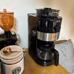 全自動コーヒーメーカー　コーヒーマシン　シロカ
