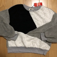 初特価‼️モコモコトップス Ｌ グレー　身ごろモシャモシャ 元値...