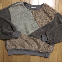 値下‼️フワモコトップス サイズＦ　茶系 美品