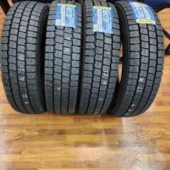 車のパーツ タイヤ、ホイール