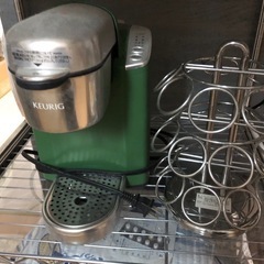 決まりました　キューリグコーヒーマシン➕カップホルダーツリー➕コ...