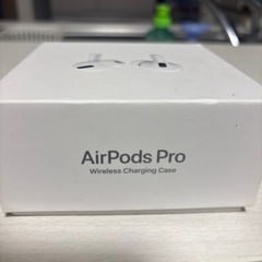 Apple AirPods Pro with wireless charging case　ワイヤレス充電対応の画像