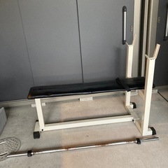  【マーシャルワールド】ナローベンチプレス 二の腕 腹筋 ダンベルトレーニングの画像