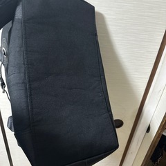 黒のボストンバック
の画像