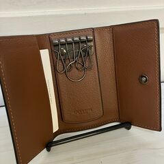 【中古雑貨】コーチ　キーケース　茶色の画像