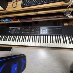 JUNO-DS88 ペダル、シールド、ケース付き