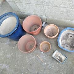 あげます。植木鉢。陶器製。大中小まとめて！