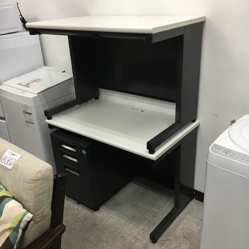 スチールデスク／別途スチールワゴン有り