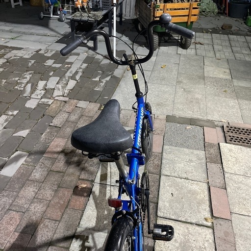 【4888】折り畳み　16インチ　7,200円（防犯・税込）