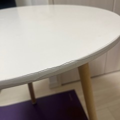 早めに取りに来てほしいです！円形机　の画像