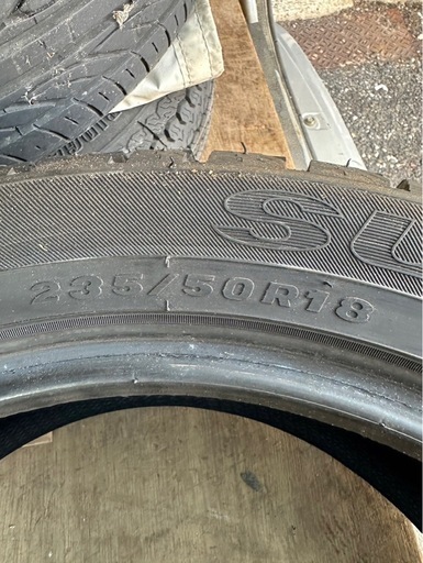 スタッドレス　タイヤ