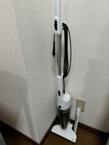 ツインバード 掃除機 コード式 スティック掃除機 ハンディクリーナー サイクロン 軽量 2WAY パワフル 自立式 ホワイト 白 TC-E123SBK