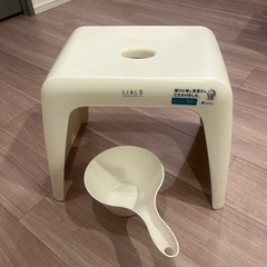 bath chair と handhold 