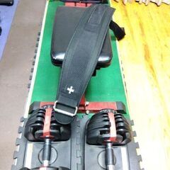 インクラインベンチとダンベルとベルト