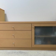 テレビボードの画像