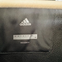 超美品adidasベンチコートの画像