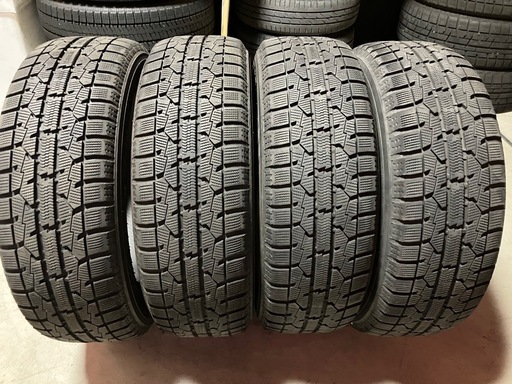 185/60R15バリ山スタッドレスタイヤ４本　アクア、フィット、スイフト等　ランクB