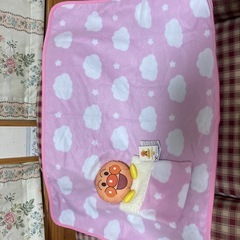 アンパンマン　たためるブランケット