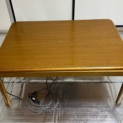 テーブル