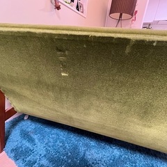 正規品カリモク60 Karimoku モケットグリーン Kチェア ソファ 2人掛け の画像