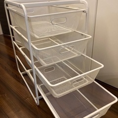 IKEA イケアで購入、スチールラックの画像
