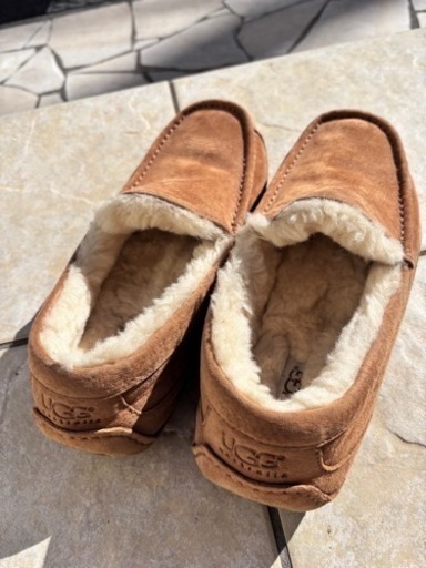 UGGモカシン スリッポン
