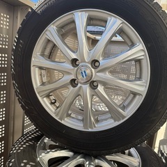 ホイール付きスタッドレスタイヤ(185/65R15)の画像
