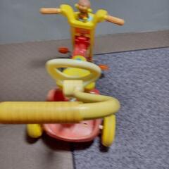 アンパンマン三輪車の画像