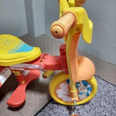 アンパンマン三輪車の画像