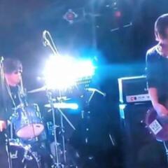 ロックバンドのベーシスト募集