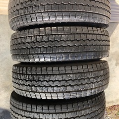 ★キャリートラック・バン等★ダンロップ製スタッドレスタイヤ★4本セット★バリ山★ 冬タイヤ ☆ 165R13 LT ☆ 貨物用4本組 ☆ 軽トラ バン用