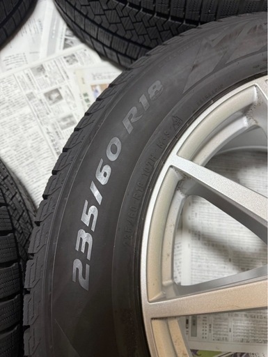 Pirelli 255/60 R18 スタッドレスタイヤ 18インチ