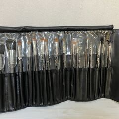 【中古コスメ】ＳＵＭＭＥＲ　アイシャドウパレット&ブラシセットの画像