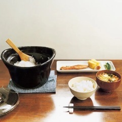 【新品】【未使用】【無印良品】無印良品　土釜おこげ　３合炊き　　定価5,990円の画像