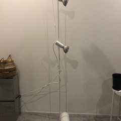 IKEA フロアライト ホワイト