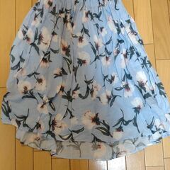 花柄スカート