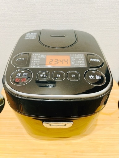 【受渡先決定】2018年製　アイリスオーヤマ 炊飯器 マイコン式 3合 極厚銅釜 銘柄炊き分け機能付き ブラック Smart Basic