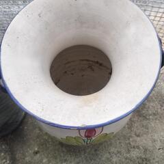 イタリア製　陶器　壺　花瓶の画像