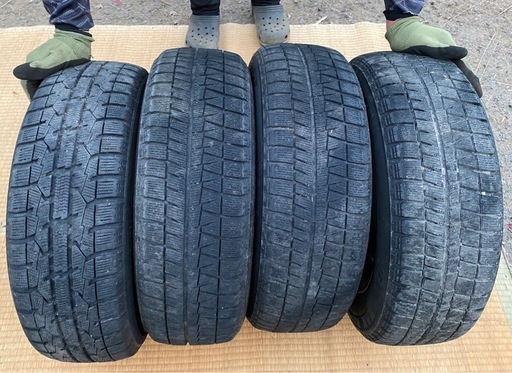 値下げ！175/65/14 スタッドレスPCD100 4穴 ET38 5.5J ルノー　カングー　ロードスターなど