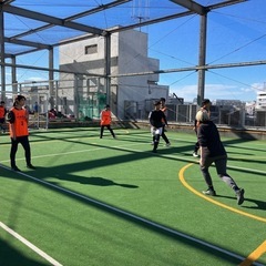 12月初回レッスン、女性複数名、2回目レッスン5名参加☆大人のためのフットサルスクール🏠の画像