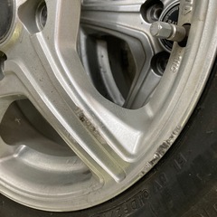 スタッドレスタイヤ155/65R14の画像