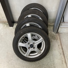 スタッドレスタイヤ155/65R14の画像